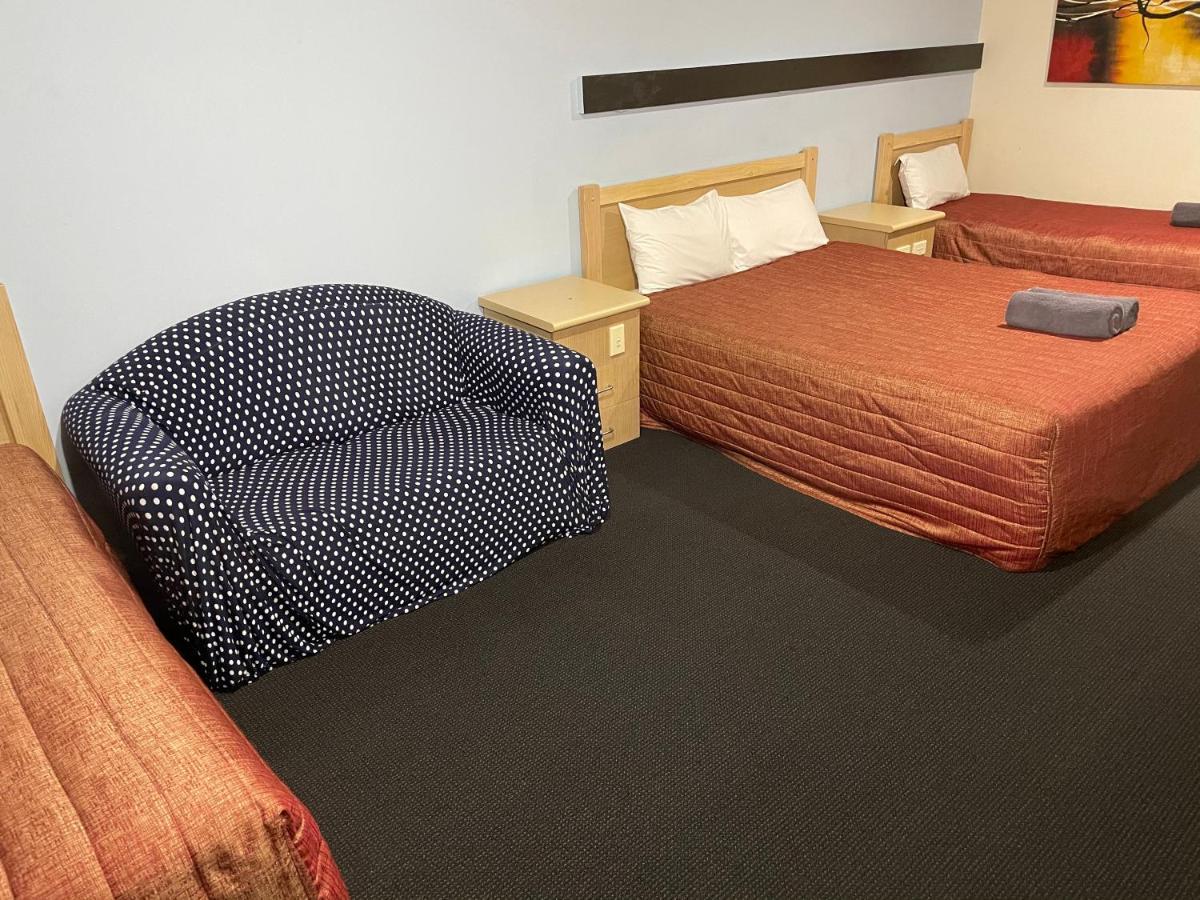 Countryman Motor Inn Cowra Extérieur photo