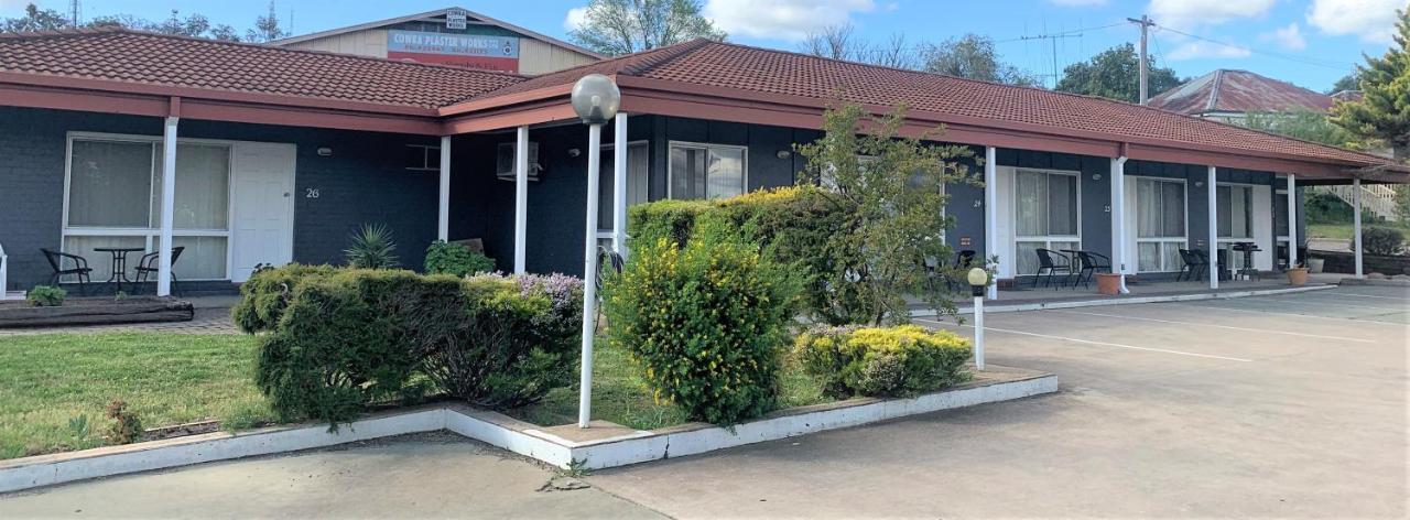 Countryman Motor Inn Cowra Extérieur photo