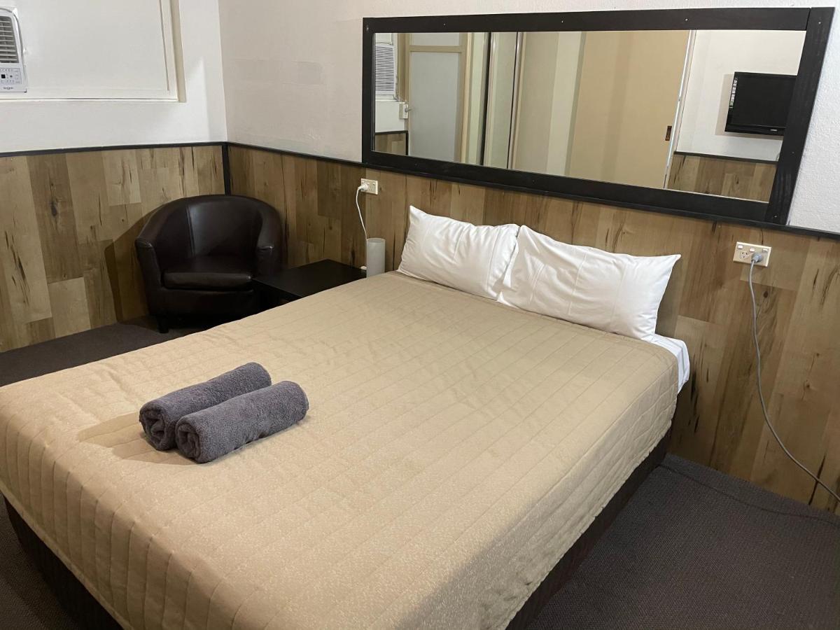 Countryman Motor Inn Cowra Extérieur photo