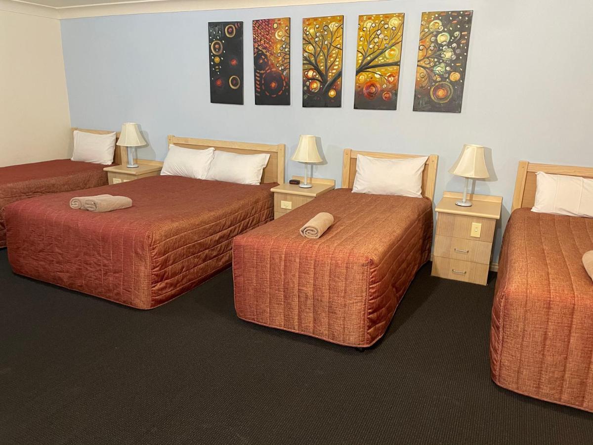 Countryman Motor Inn Cowra Extérieur photo