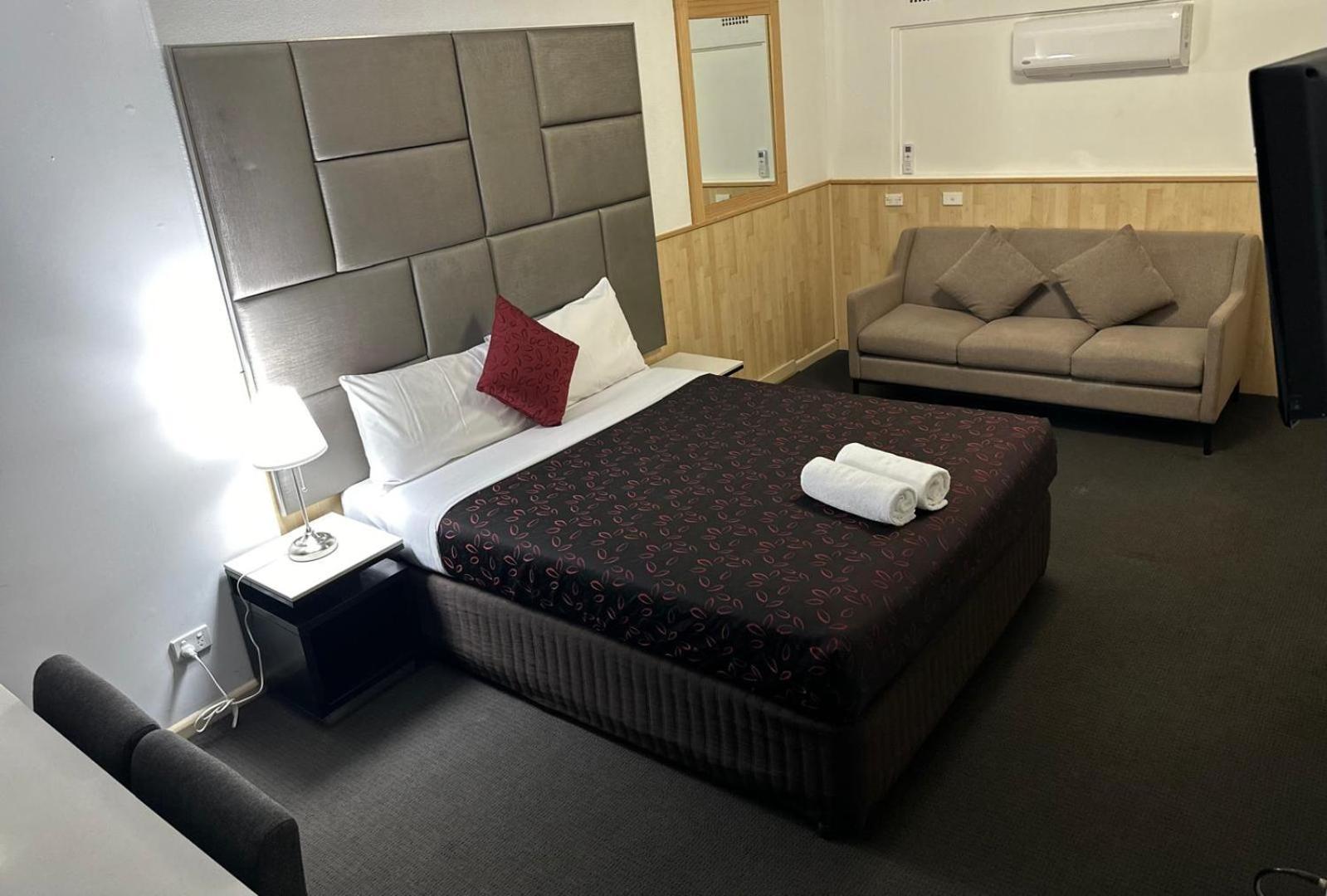 Countryman Motor Inn Cowra Extérieur photo