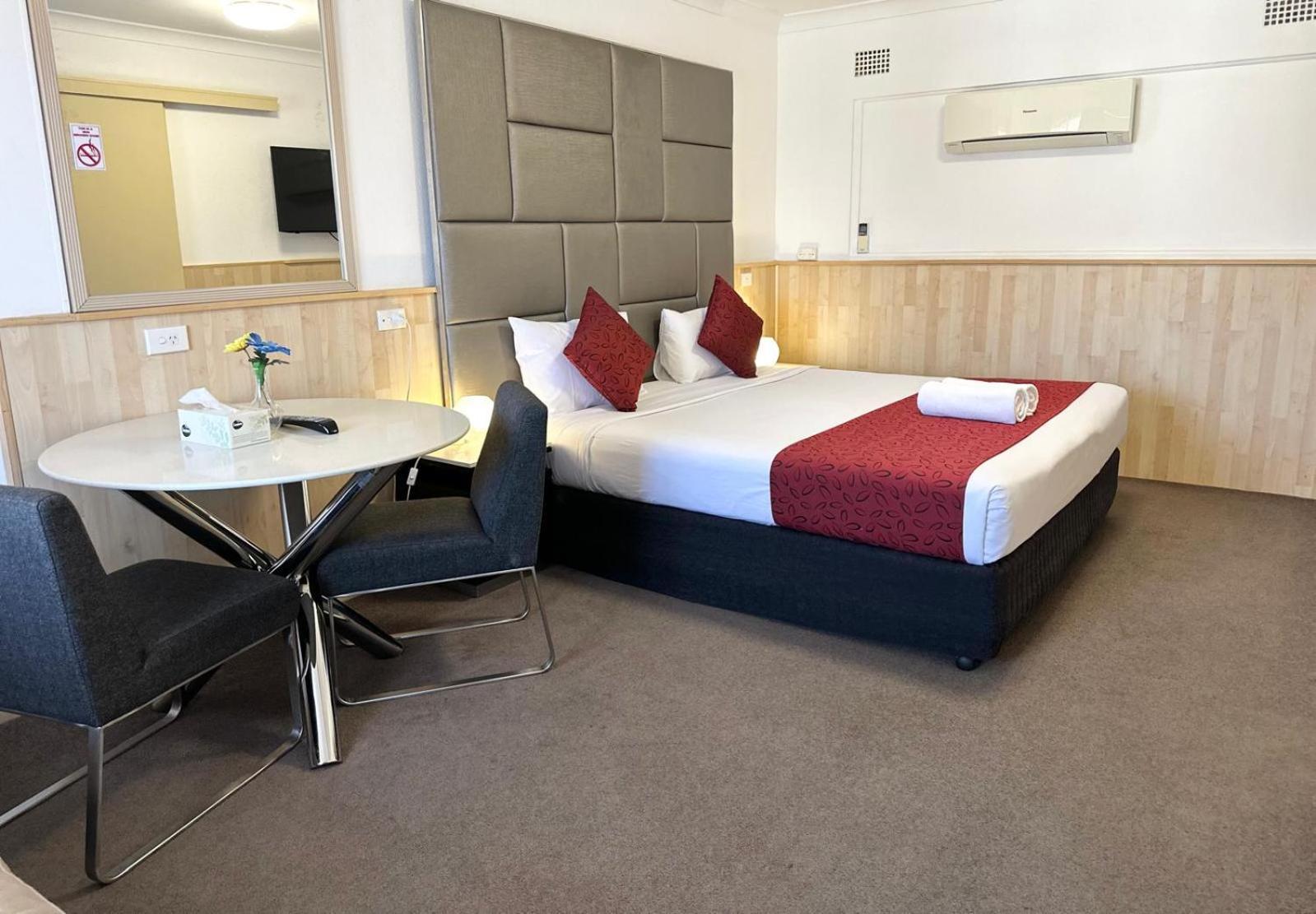 Countryman Motor Inn Cowra Extérieur photo