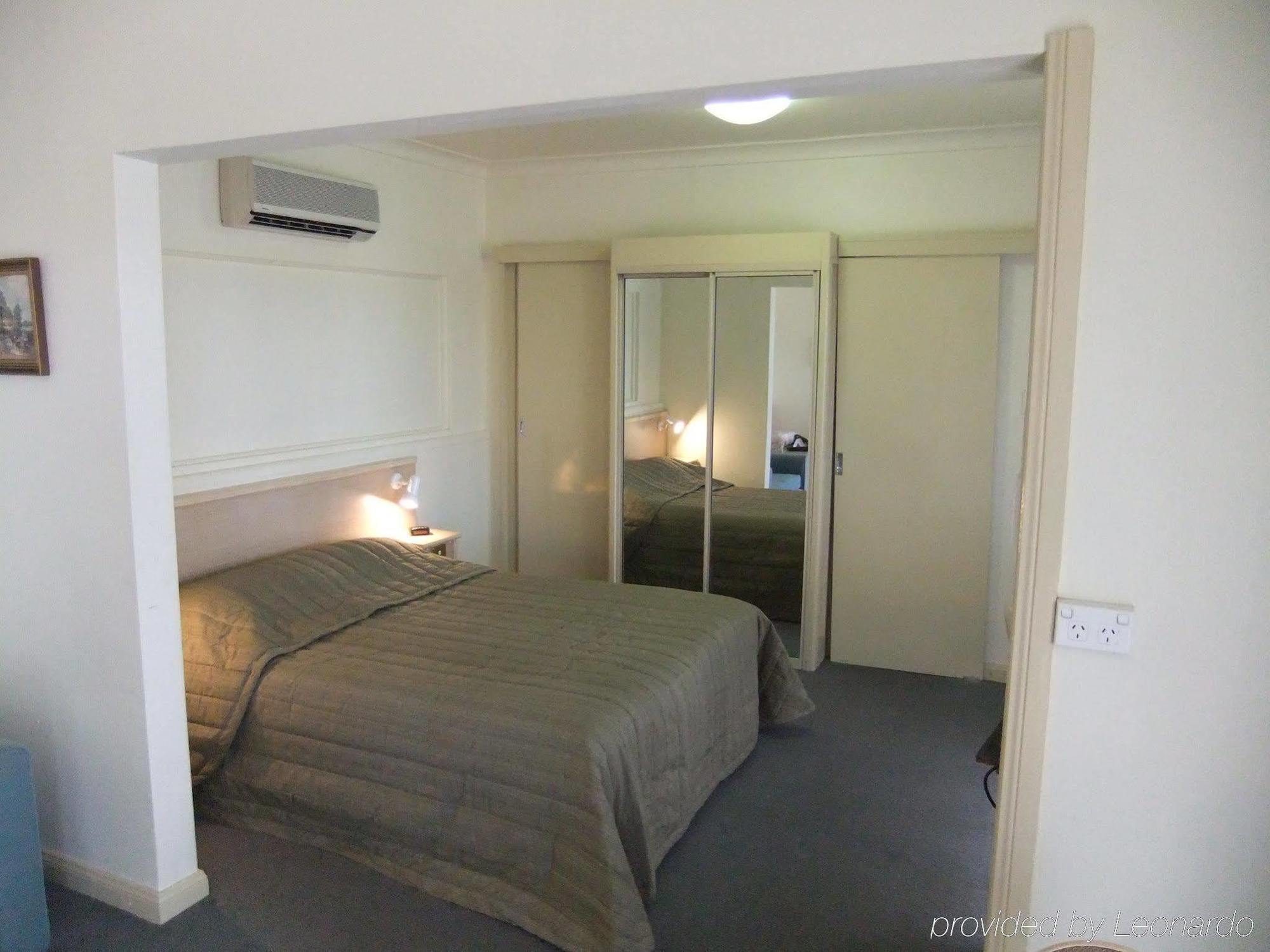 Countryman Motor Inn Cowra Extérieur photo